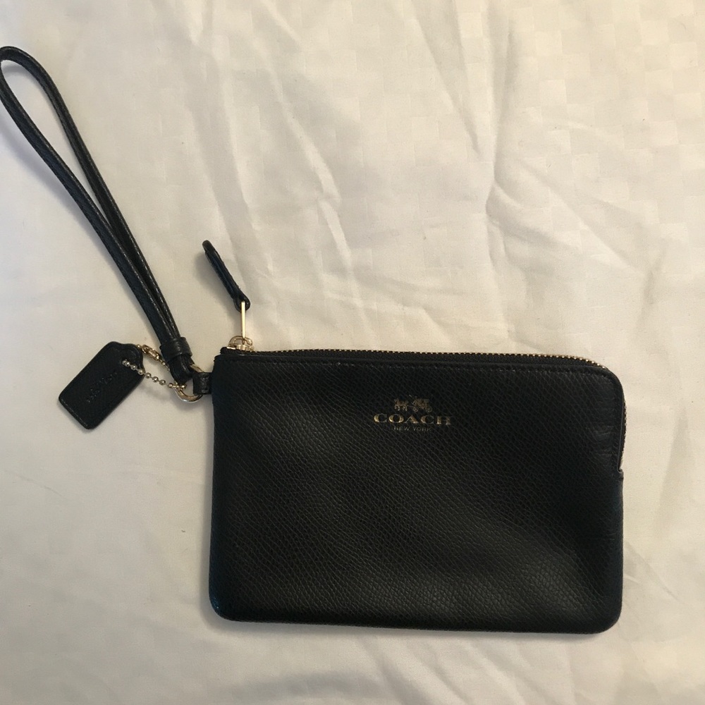 AUTHENTIC Coach Wristlet